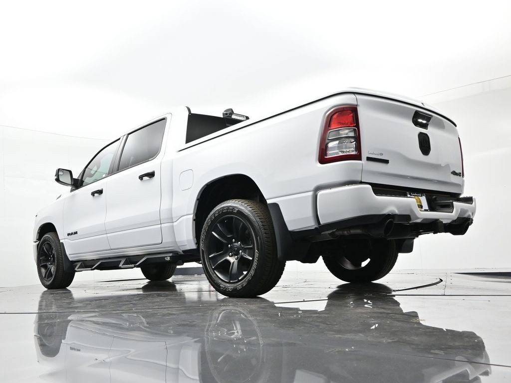 Ram 1500 Vehicle Full-screen Gallery Image 30
