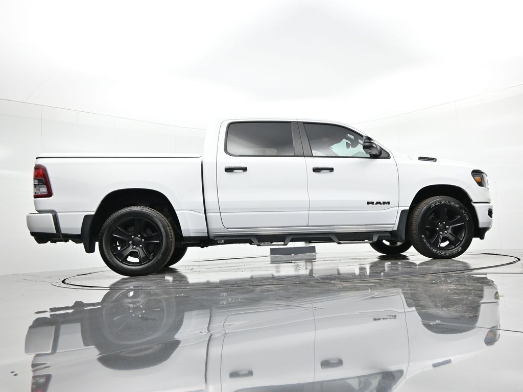 Ram 1500 Vehicle Full-screen Gallery Image 33