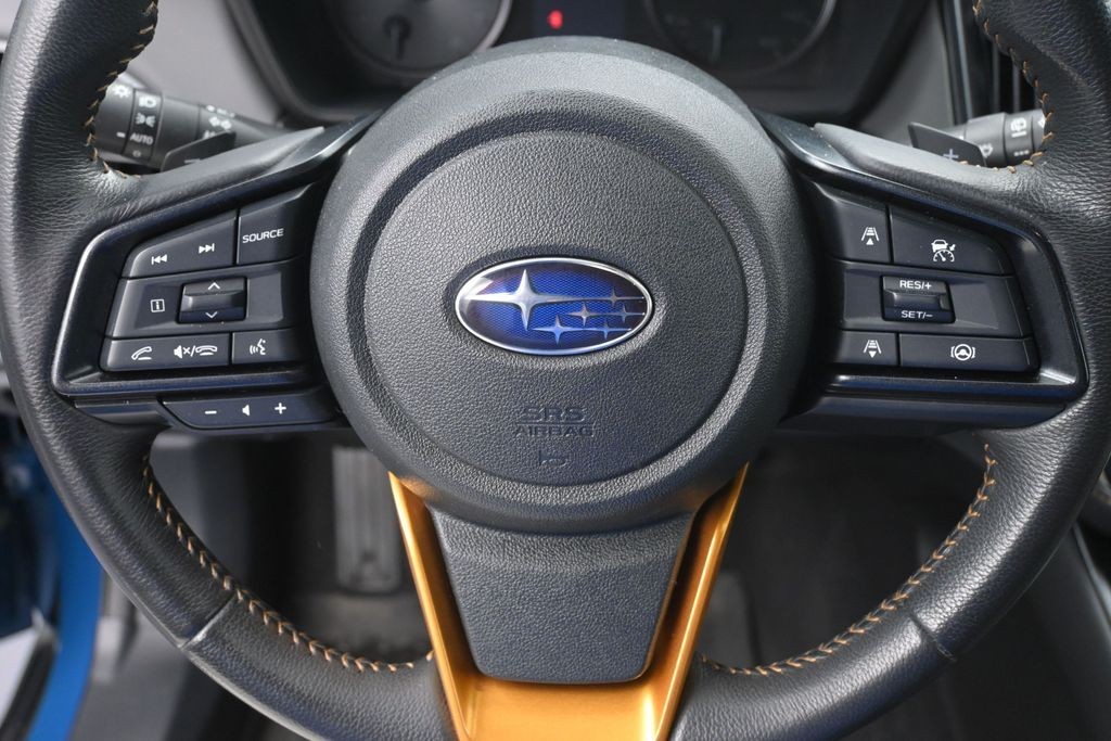 Subaru Outback Vehicle Full-screen Gallery Image 16