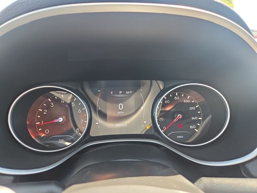 Jeep Compass Vehicle Full-screen Gallery Image 11