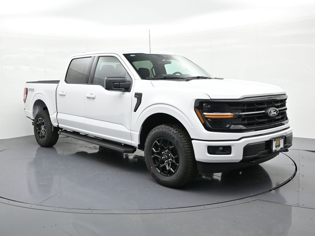 Ford F-150 Vehicle Full-screen Gallery Image 4