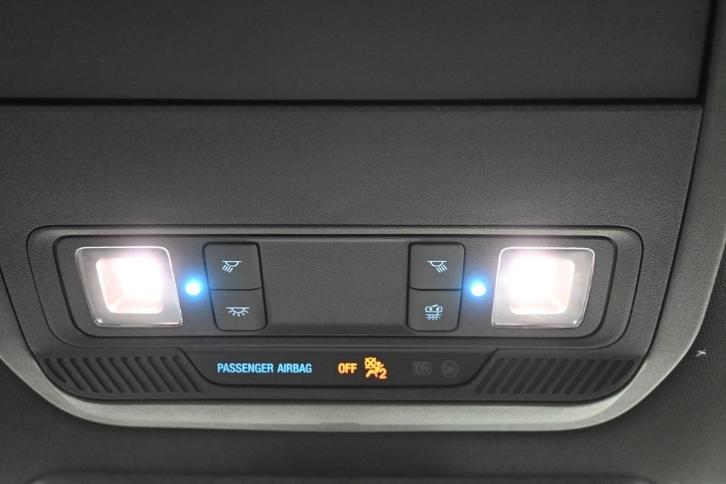 Ford F-150 Vehicle Full-screen Gallery Image 16
