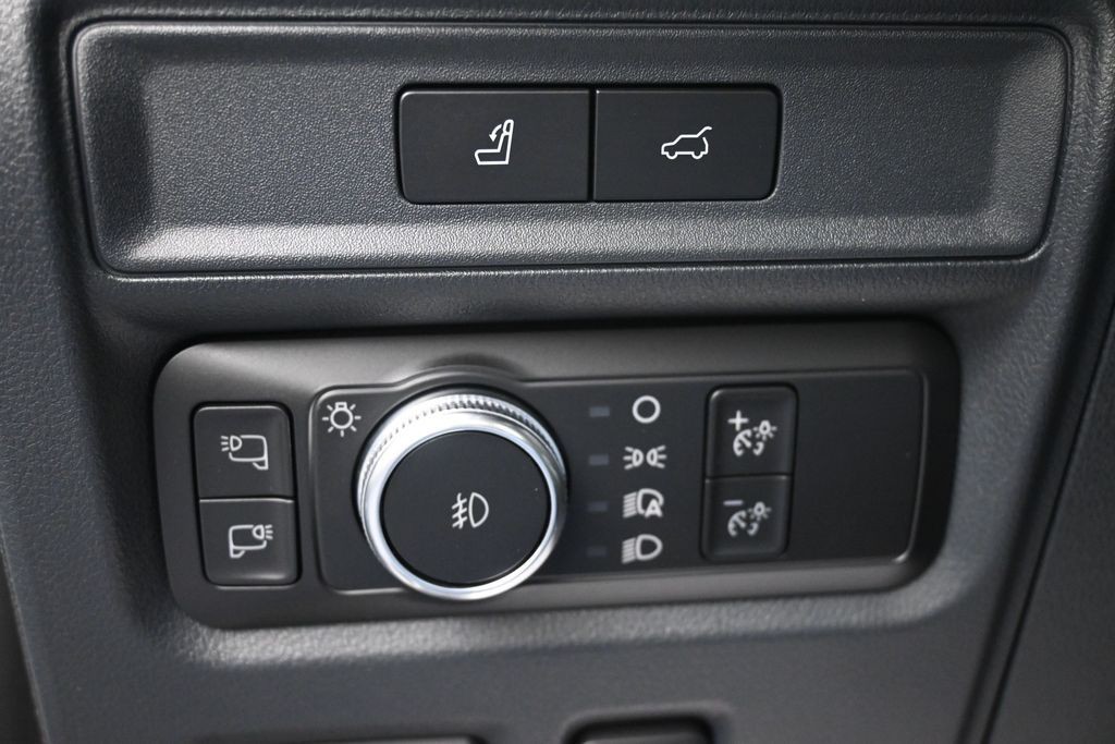 Ford Expedition Vehicle Full-screen Gallery Image 21