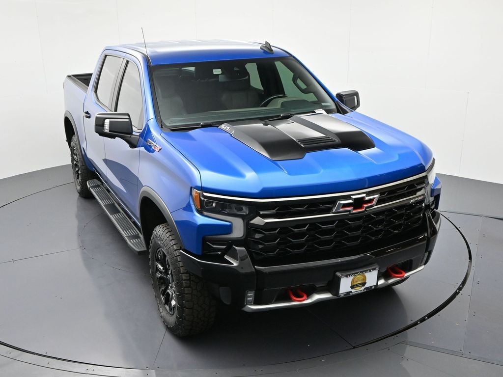 Chevrolet Silverado 1500 Vehicle Full-screen Gallery Image 16