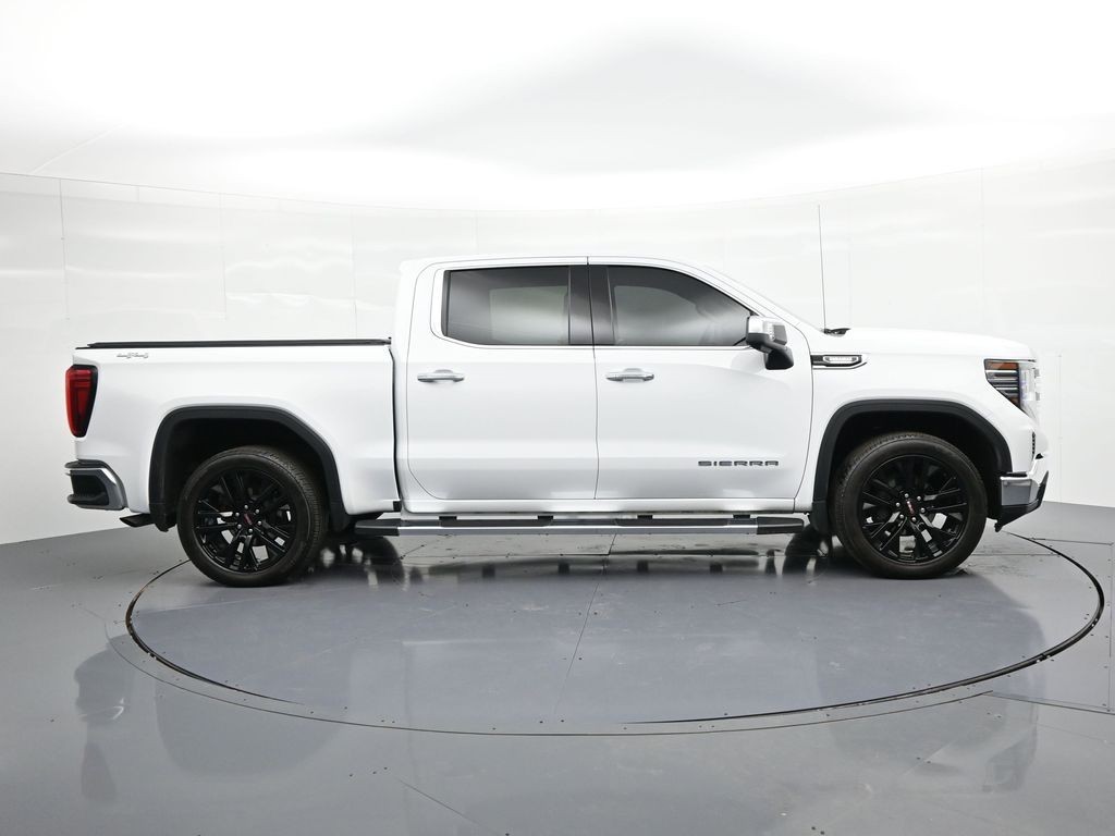 GMC Sierra 1500 Vehicle Full-screen Gallery Image 05