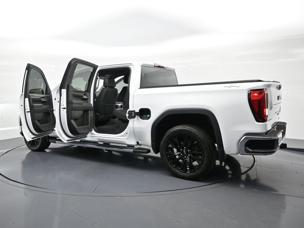GMC Sierra 1500 Vehicle Full-screen Gallery Image 37