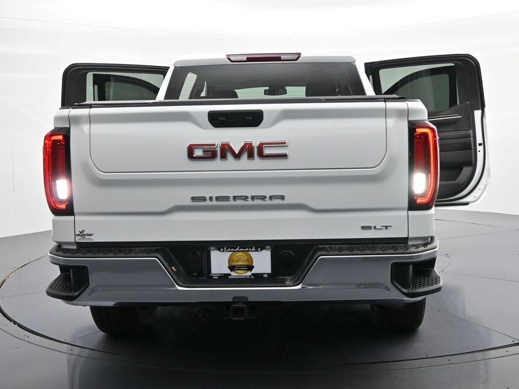 GMC Sierra 1500 Vehicle Full-screen Gallery Image 39