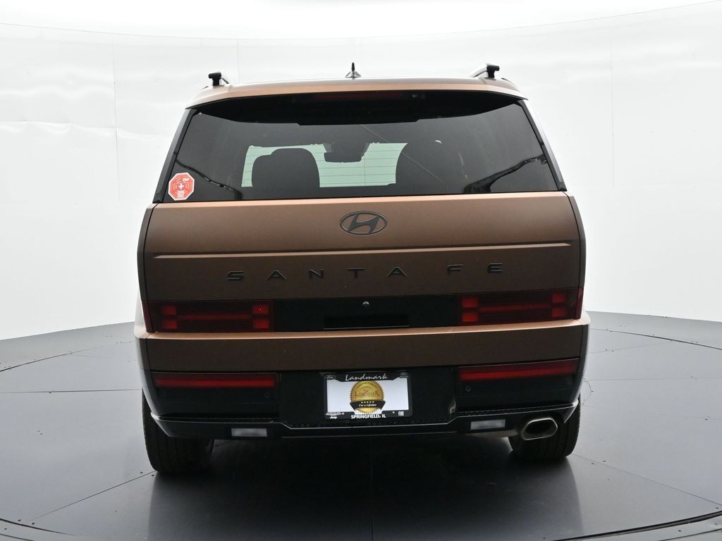Hyundai Santa Fe Vehicle Full-screen Gallery Image 7