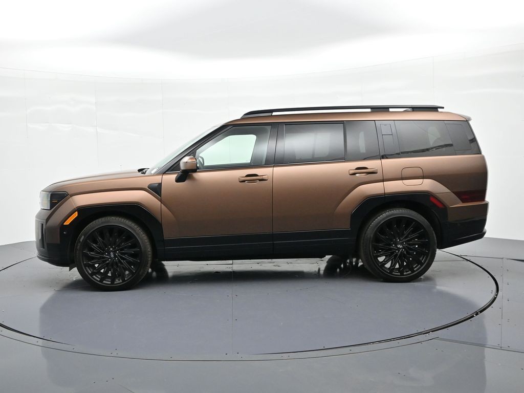 Hyundai Santa Fe Vehicle Full-screen Gallery Image 9