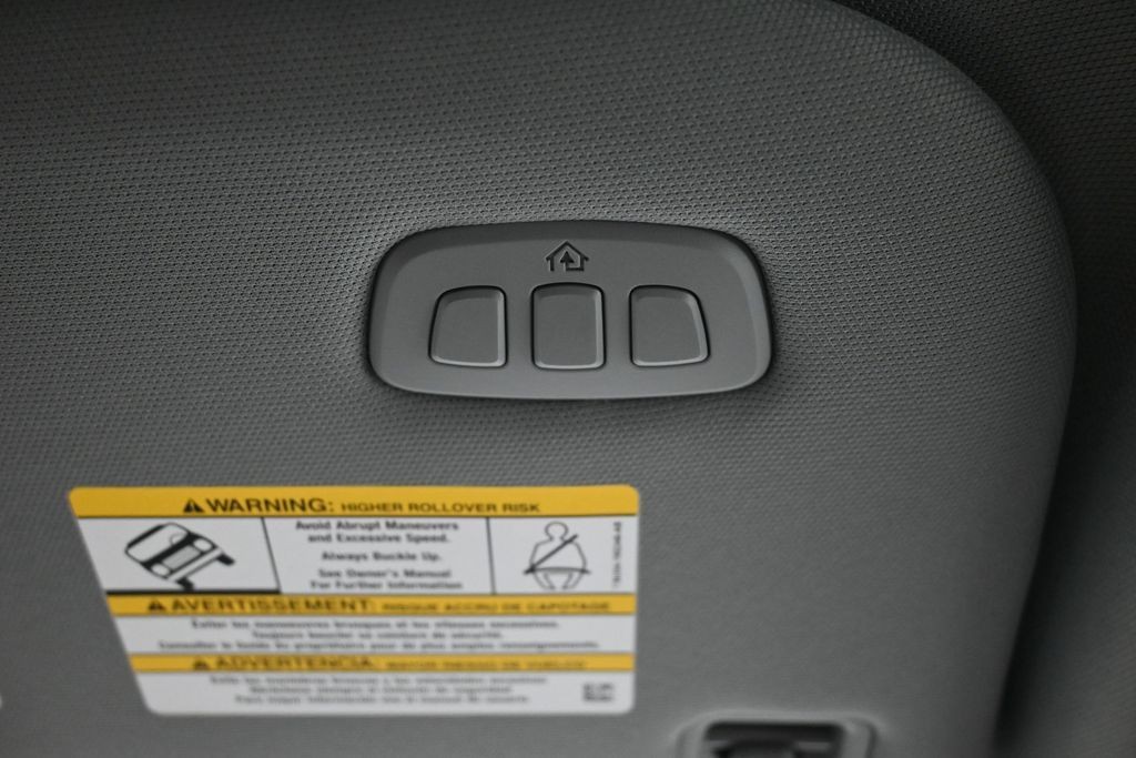 Ford F-350SD Vehicle Full-screen Gallery Image 27