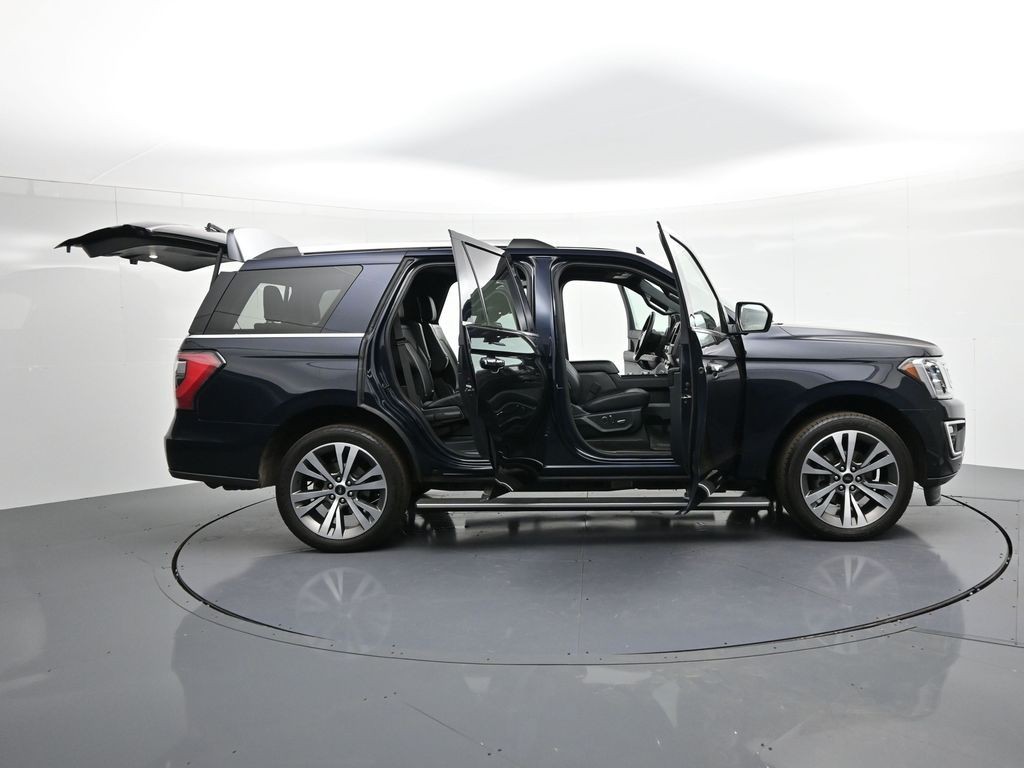 Ford Expedition Vehicle Full-screen Gallery Image 38