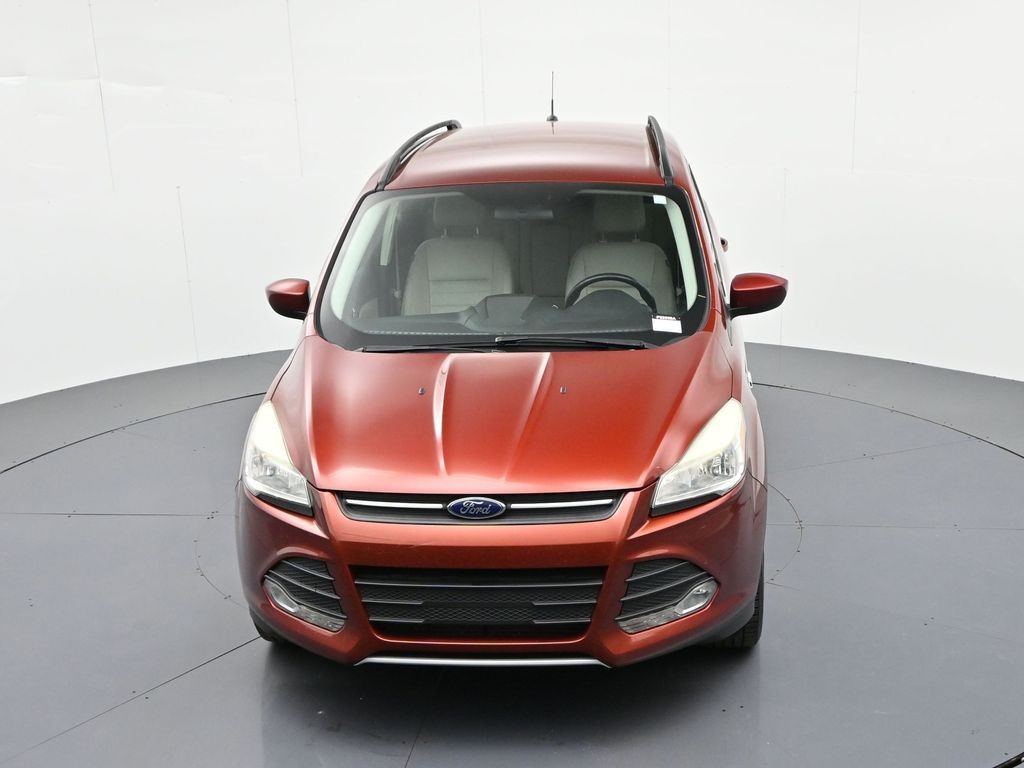 Ford Escape Vehicle Full-screen Gallery Image 23