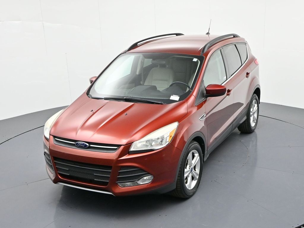 Ford Escape Vehicle Full-screen Gallery Image 24
