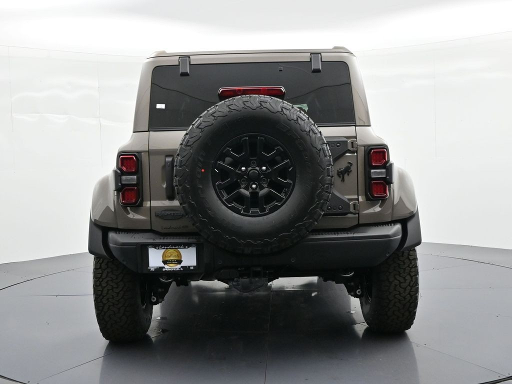 Ford Bronco Vehicle Full-screen Gallery Image 7