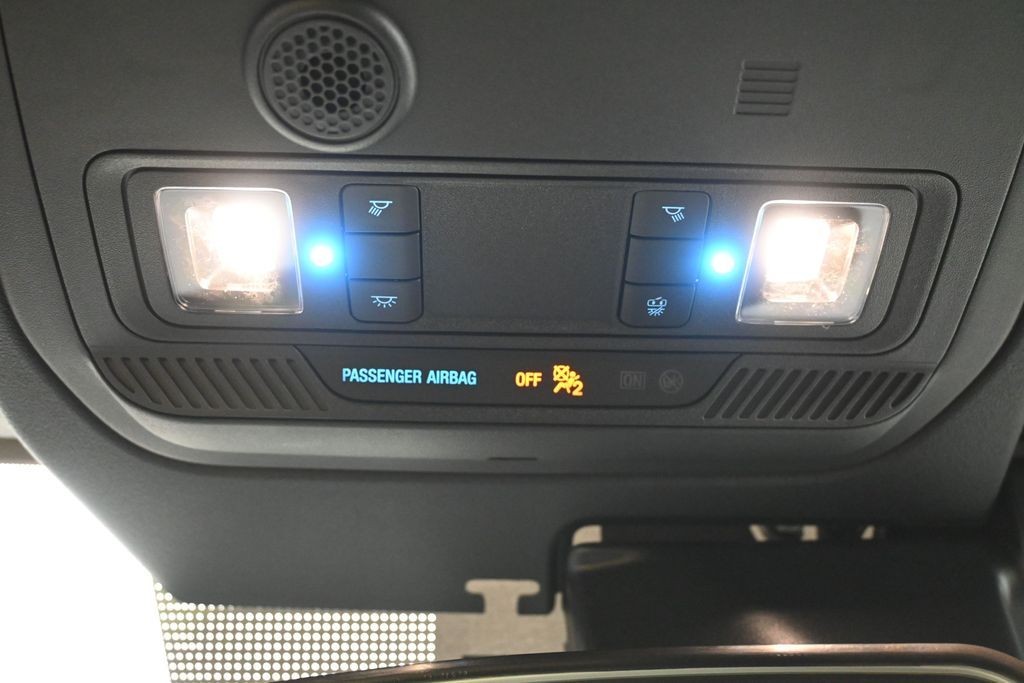 Ford Bronco Vehicle Full-screen Gallery Image 21