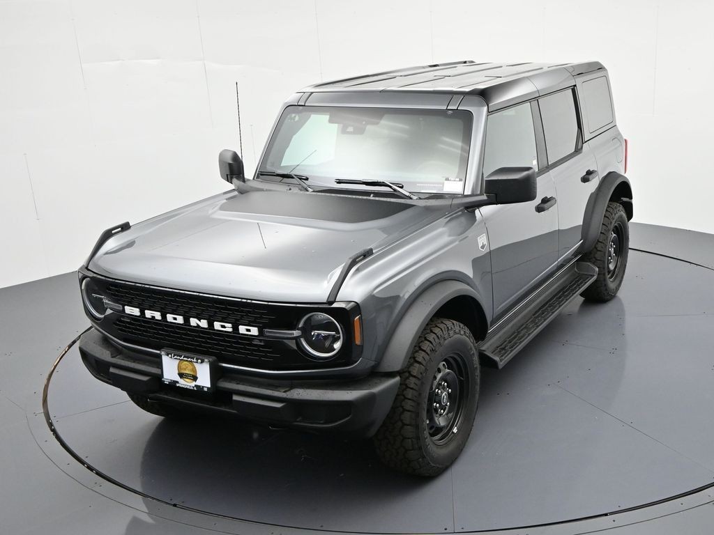 Ford Bronco Vehicle Full-screen Gallery Image 27
