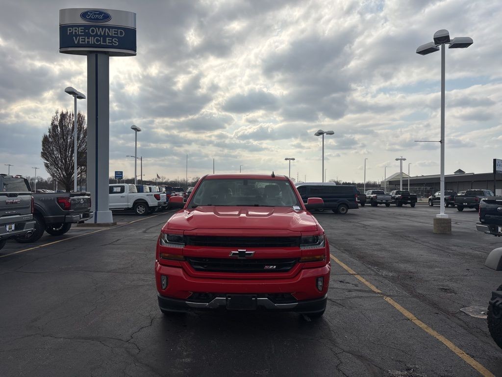 Chevrolet Silverado 1500 Vehicle Full-screen Gallery Image 8