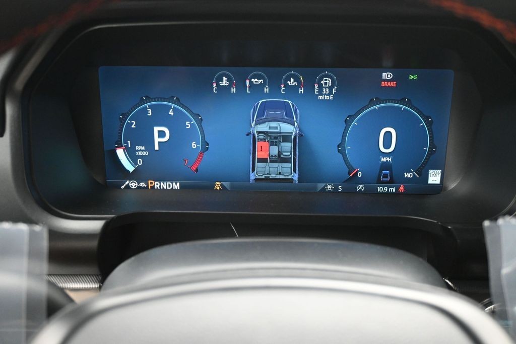 Ford F-150 Vehicle Full-screen Gallery Image 10