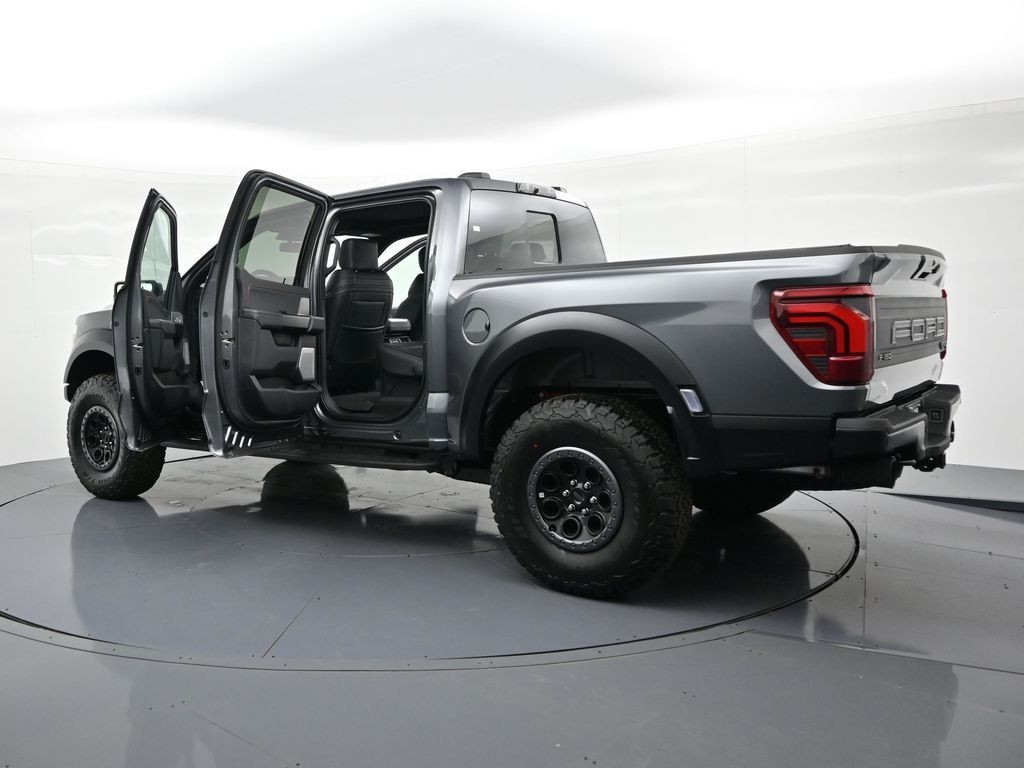Ford F-150 Vehicle Full-screen Gallery Image 34