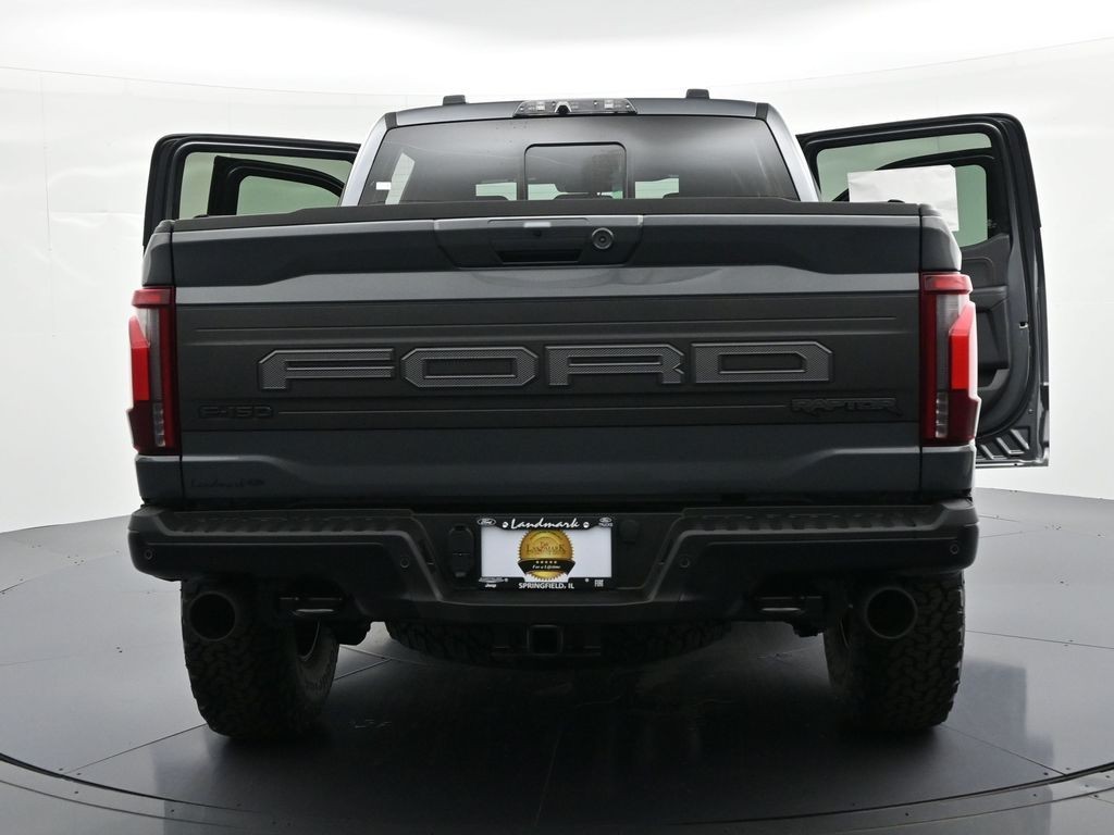 Ford F-150 Vehicle Full-screen Gallery Image 36
