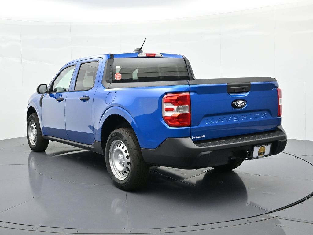 Ford Maverick Vehicle Full-screen Gallery Image 8