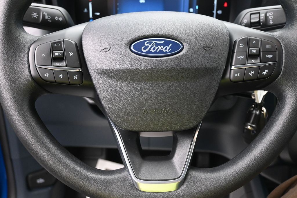 Ford Maverick Vehicle Full-screen Gallery Image 14