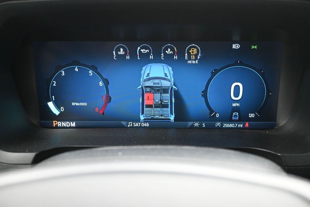 Ford F-150 Vehicle Full-screen Gallery Image 10