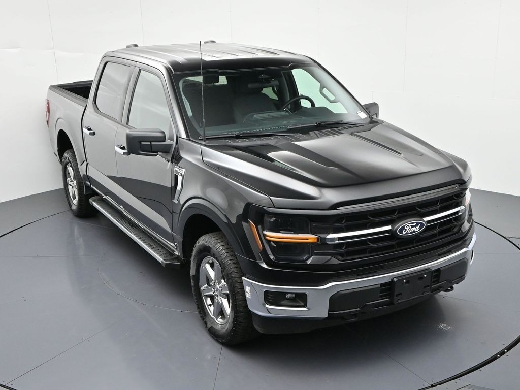 Ford F-150 Vehicle Full-screen Gallery Image 22