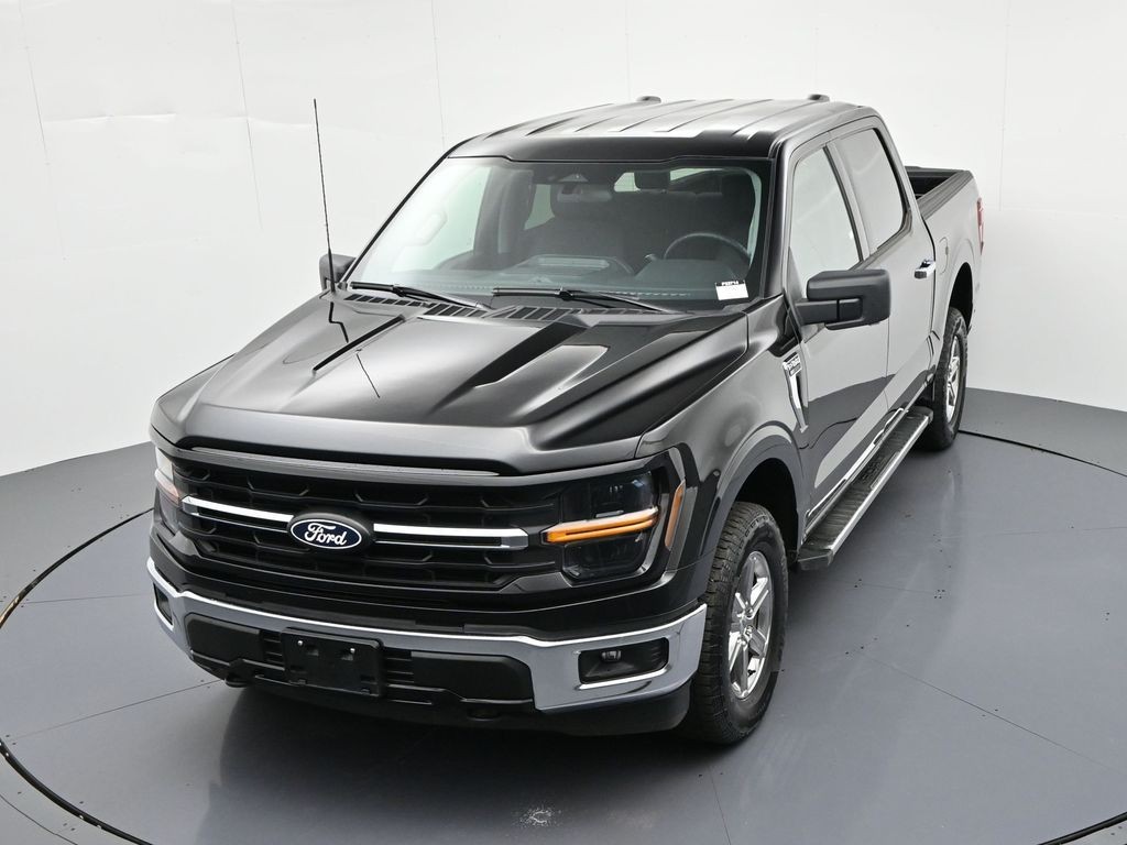 Ford F-150 Vehicle Full-screen Gallery Image 24