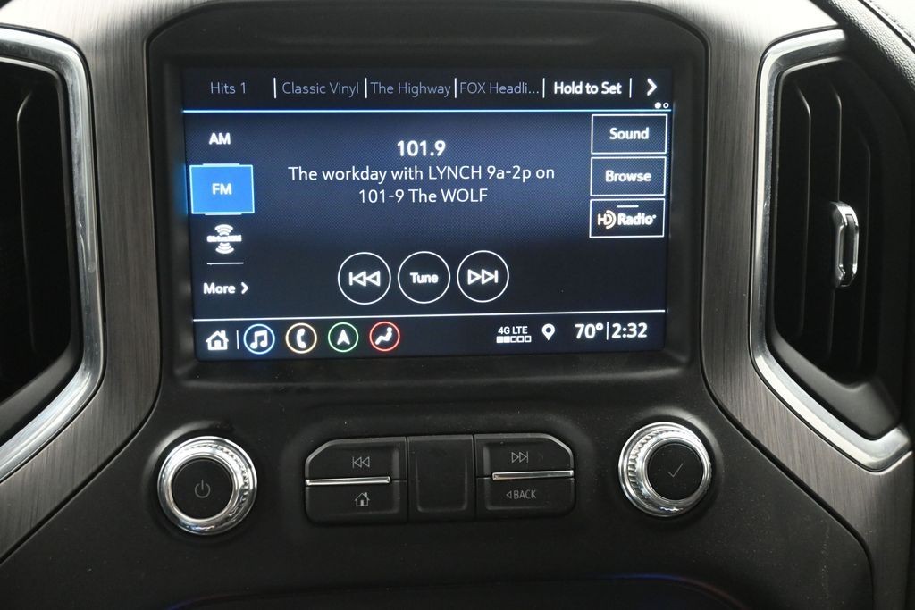 GMC Sierra 1500 Vehicle Full-screen Gallery Image 11