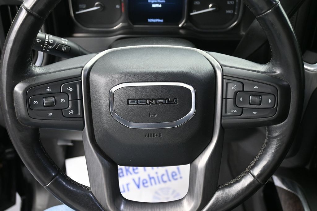 GMC Sierra 1500 Vehicle Full-screen Gallery Image 18