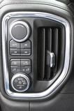 2019 GMC Sierra 1500 4WD Denali Crew Cab thumbnail image 21