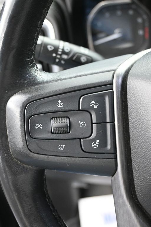GMC Sierra 1500 Vehicle Full-screen Gallery Image 20