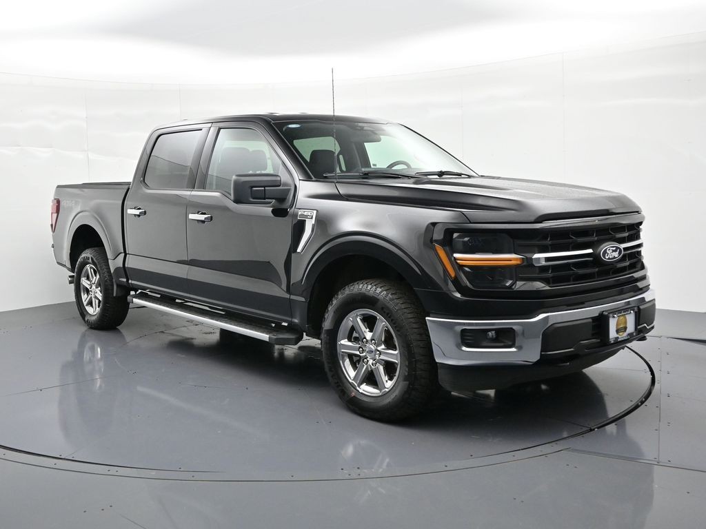 Ford F-150 Vehicle Full-screen Gallery Image 4