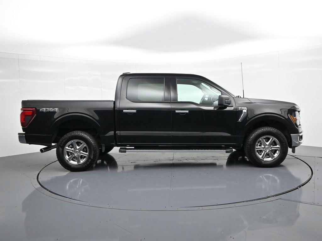 Ford F-150 Vehicle Full-screen Gallery Image 5