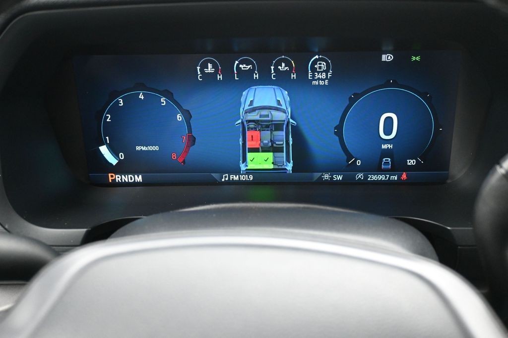 Ford F-150 Vehicle Full-screen Gallery Image 10