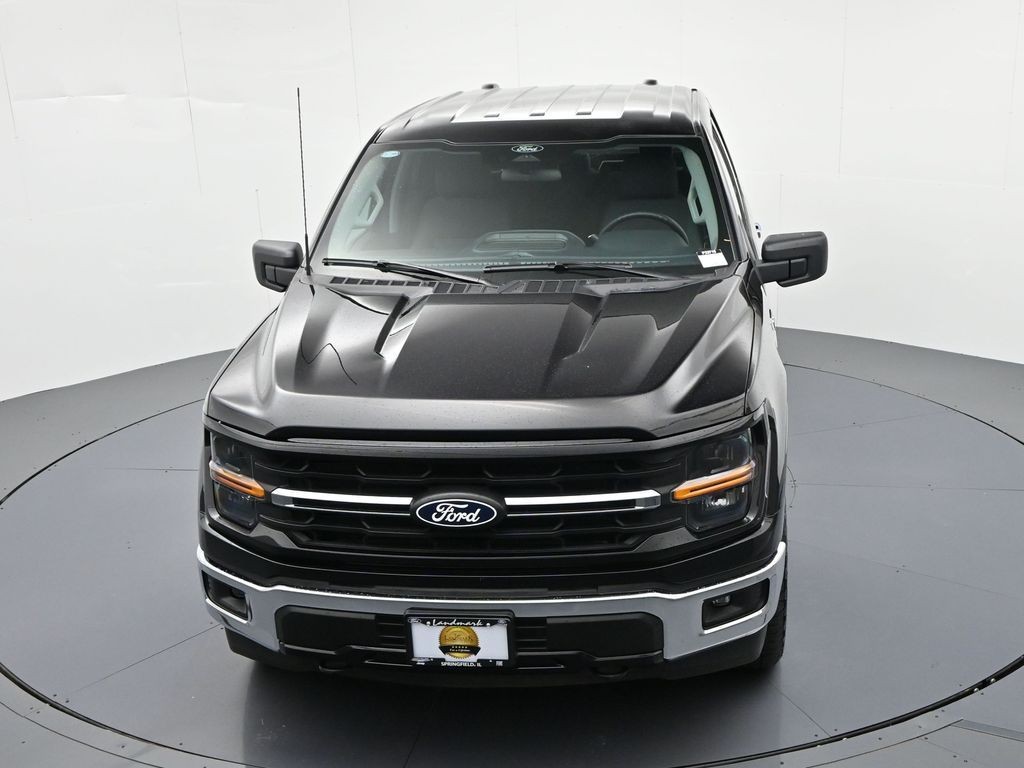 Ford F-150 Vehicle Full-screen Gallery Image 22