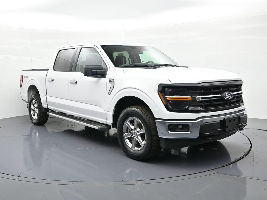 Ford F-150 Vehicle Full-screen Gallery Image 4