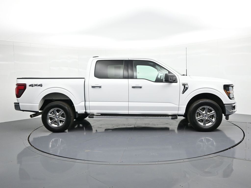Ford F-150 Vehicle Full-screen Gallery Image 5
