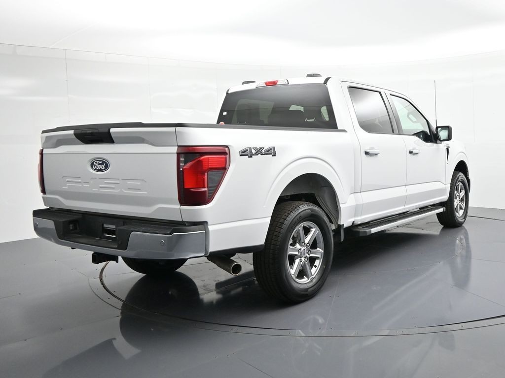 Ford F-150 Vehicle Full-screen Gallery Image 6