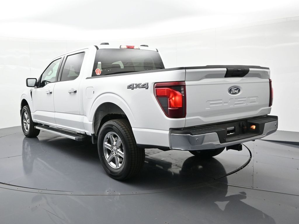 Ford F-150 Vehicle Full-screen Gallery Image 8