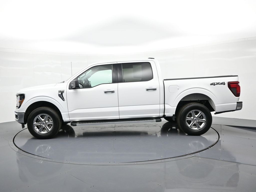 Ford F-150 Vehicle Full-screen Gallery Image 9