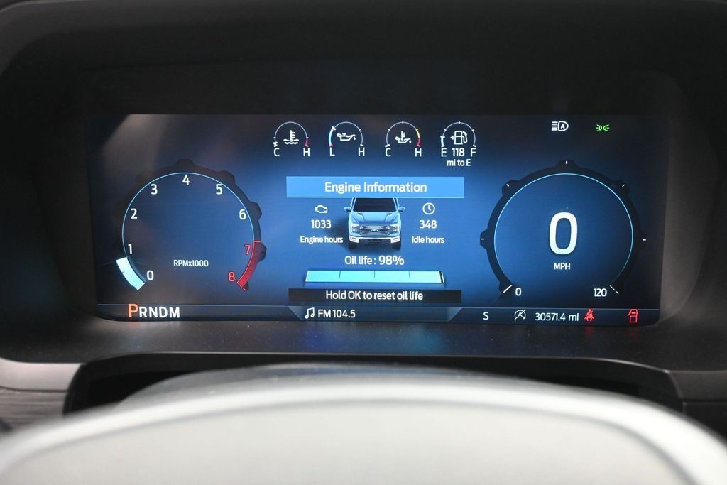 Ford F-150 Vehicle Full-screen Gallery Image 10