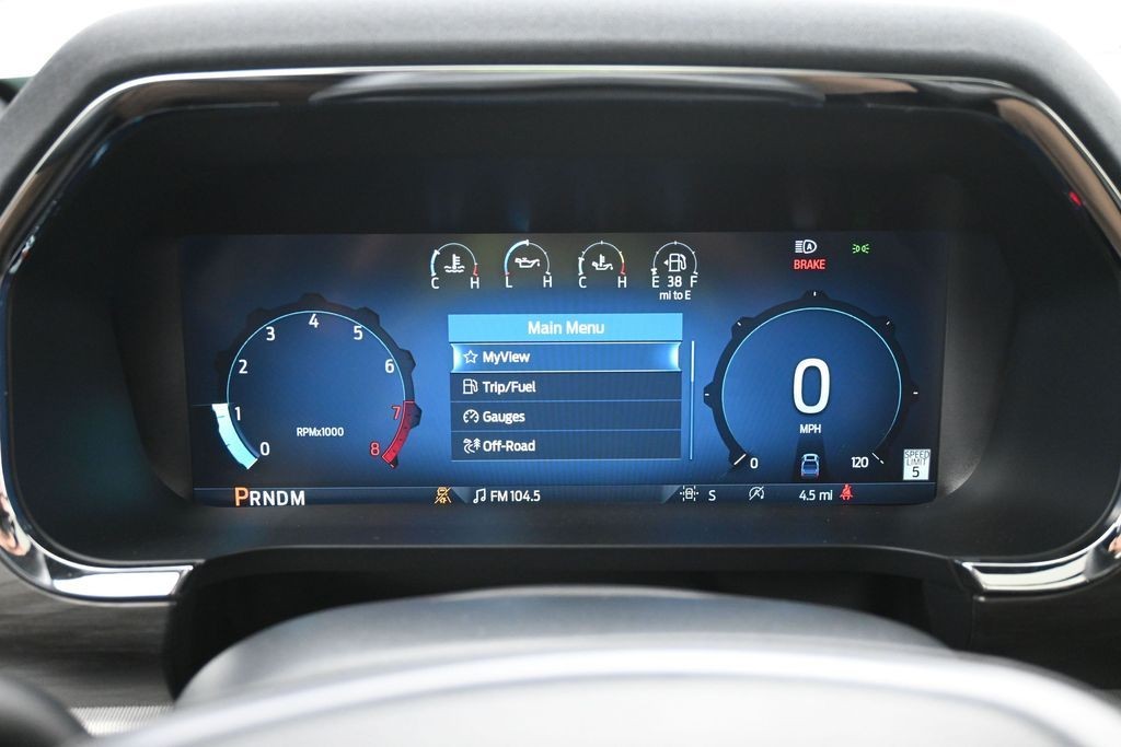 Ford F-150 Vehicle Full-screen Gallery Image 10