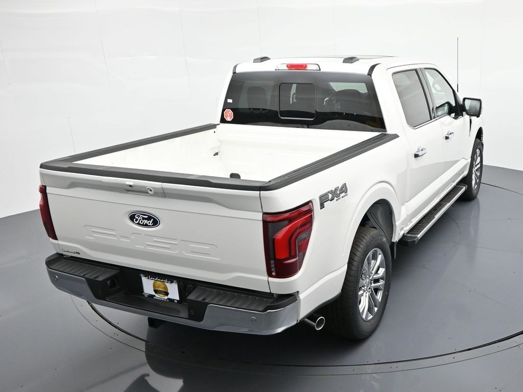 Ford F-150 Vehicle Full-screen Gallery Image 28