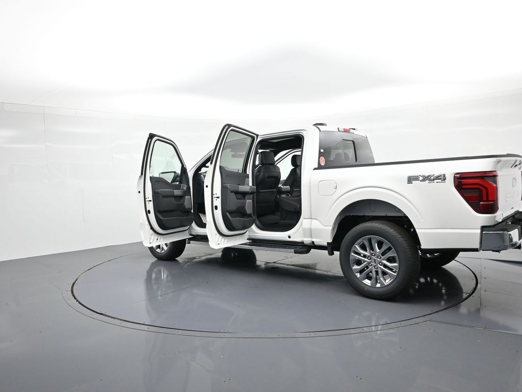Ford F-150 Vehicle Full-screen Gallery Image 35