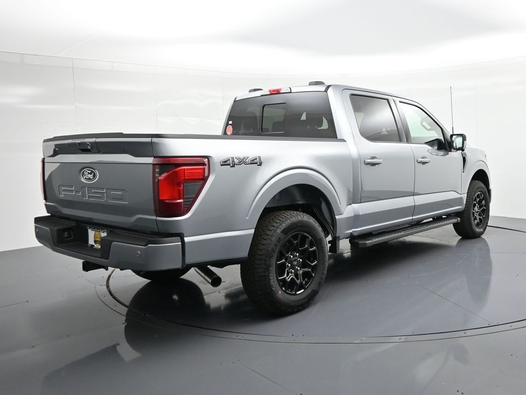 Ford F-150 Vehicle Full-screen Gallery Image 6