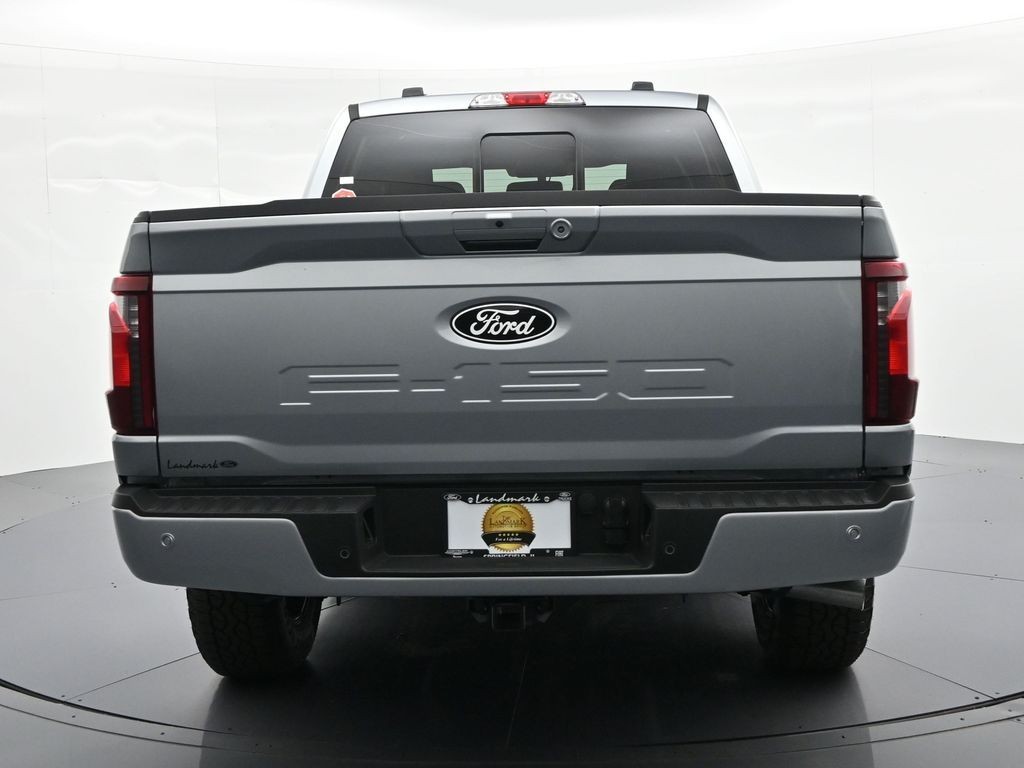 Ford F-150 Vehicle Full-screen Gallery Image 7