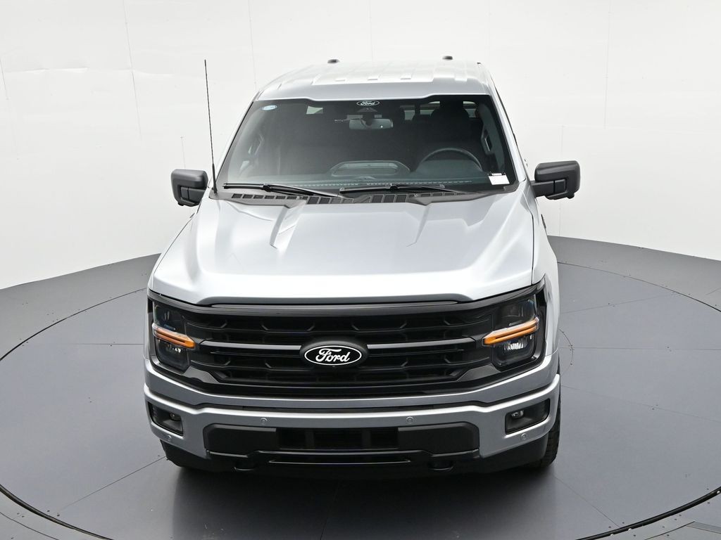 Ford F-150 Vehicle Full-screen Gallery Image 26
