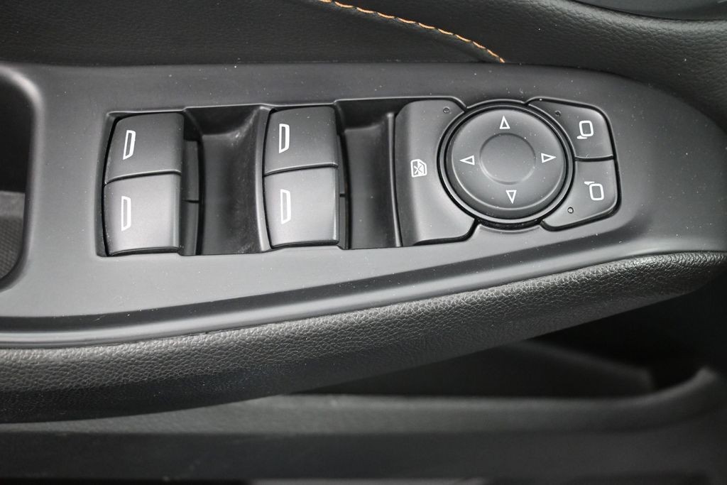 Chevrolet Traverse Vehicle Full-screen Gallery Image 21